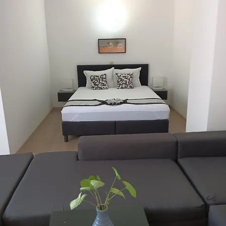 Family Flora 3* Zlatograd